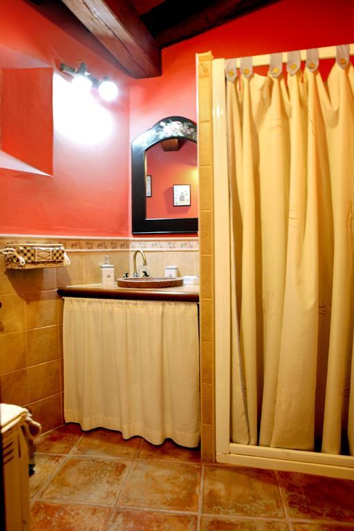 Apartamentos Rurales La Solana Robledillo De Gata Exteriör bild